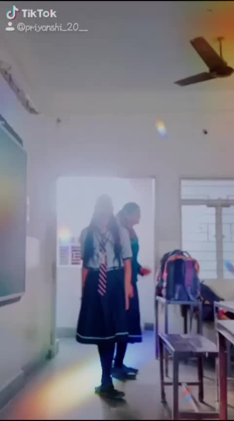 @Priyanshi naina