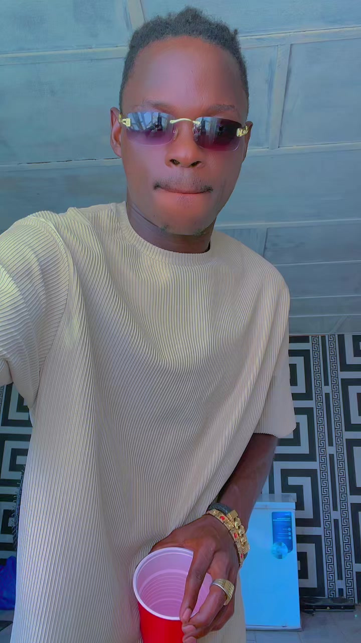 @Amb Eden🇱🇷