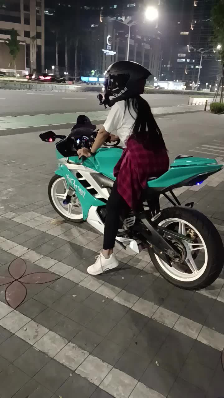 @Anishopp07