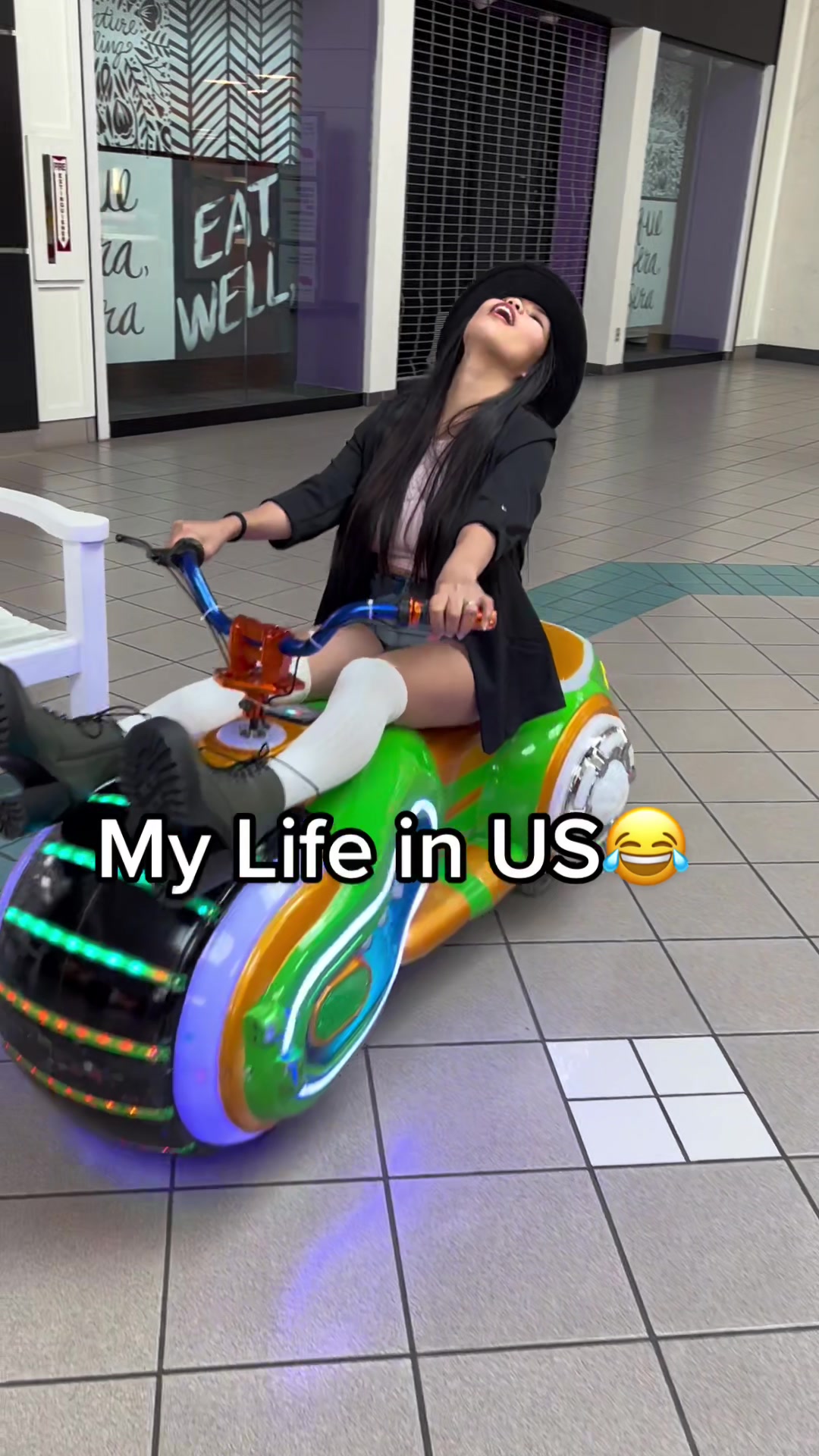@Mia