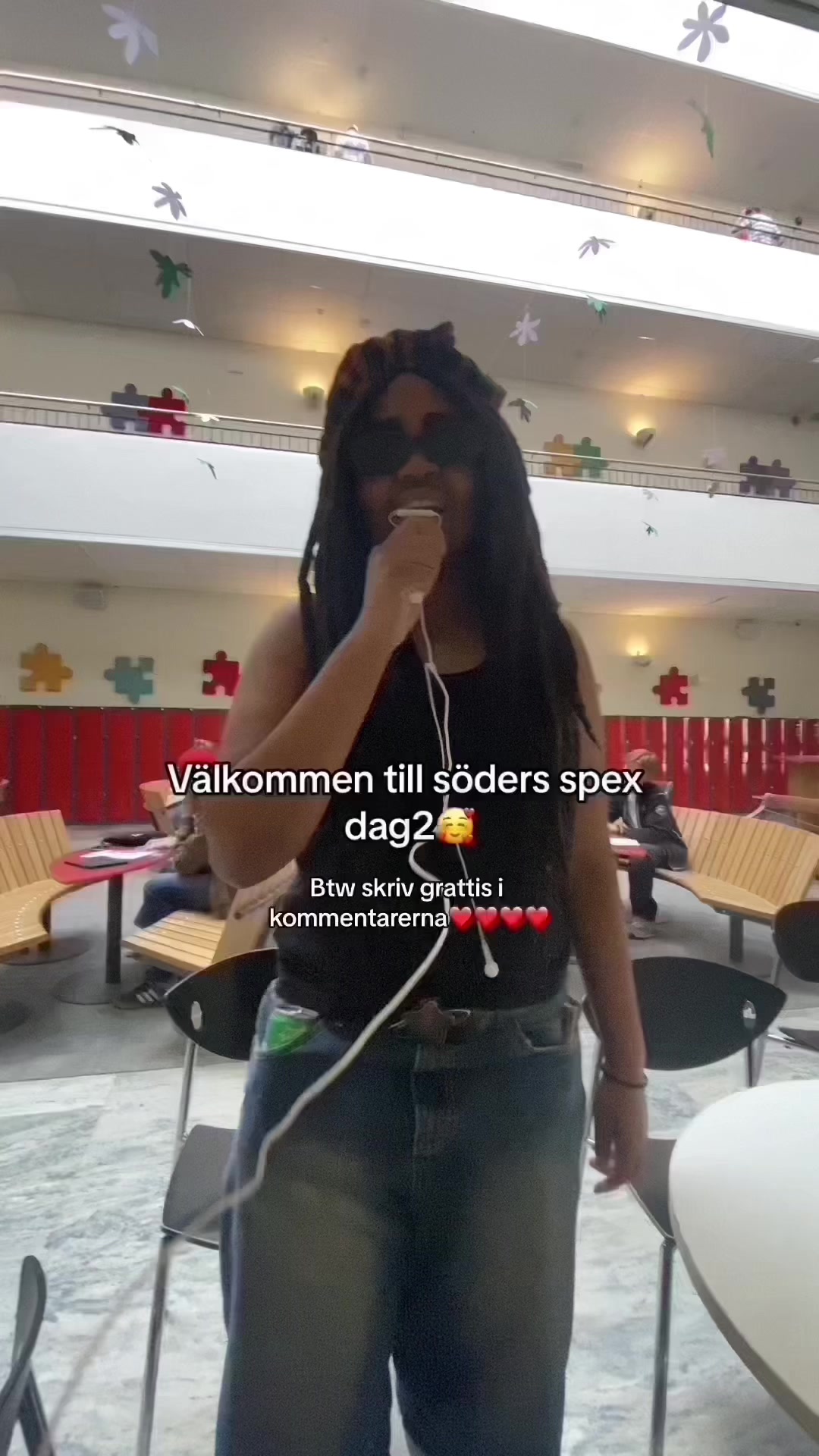 @Nicolevonreal