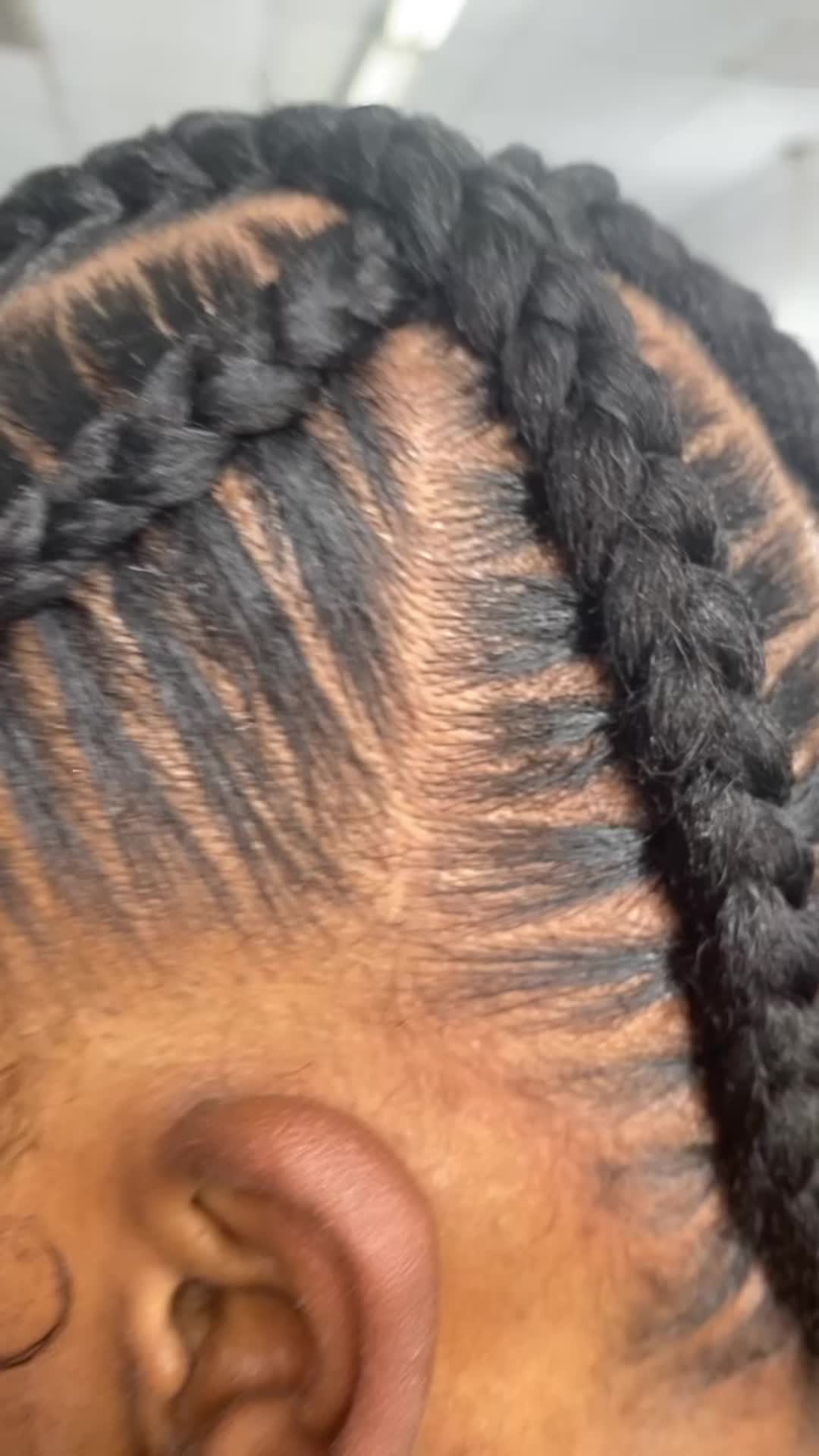 @HAIRbyEss