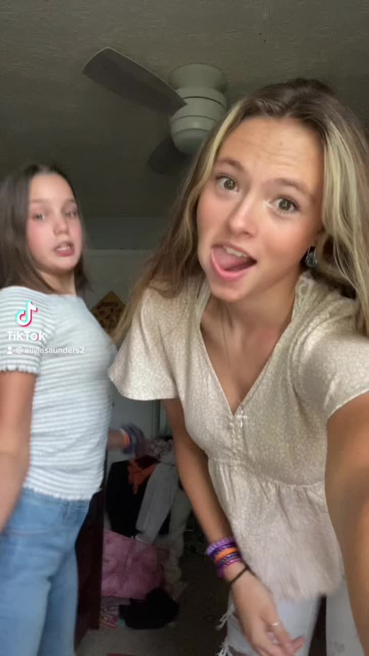@Alivia saunders