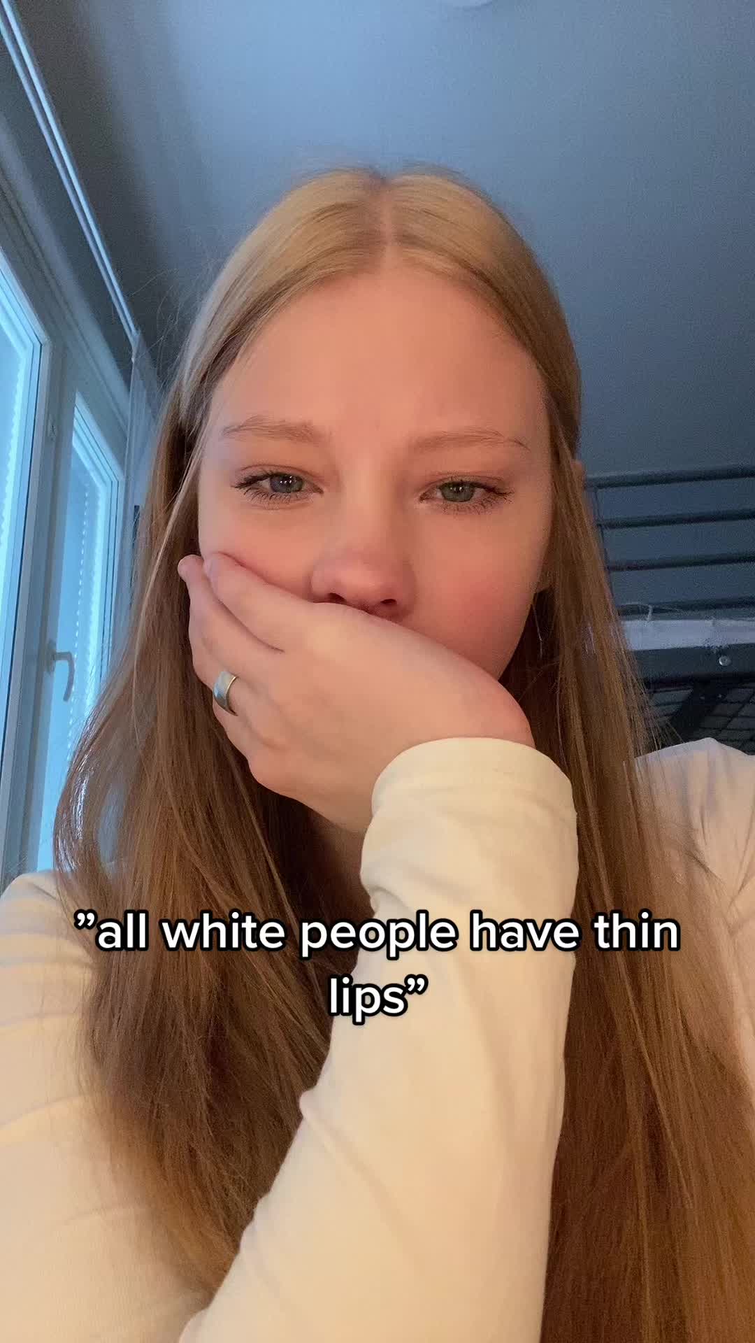 @ツ