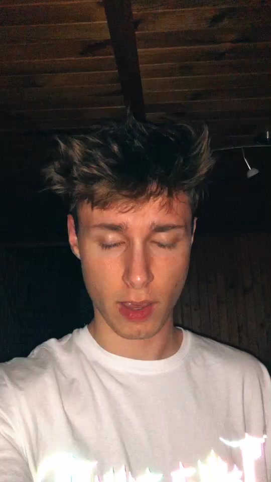 @magicznyalbercik