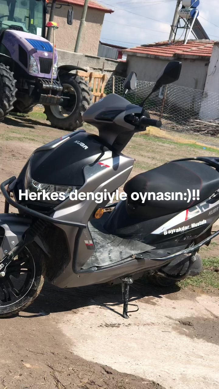 @𝑴👑