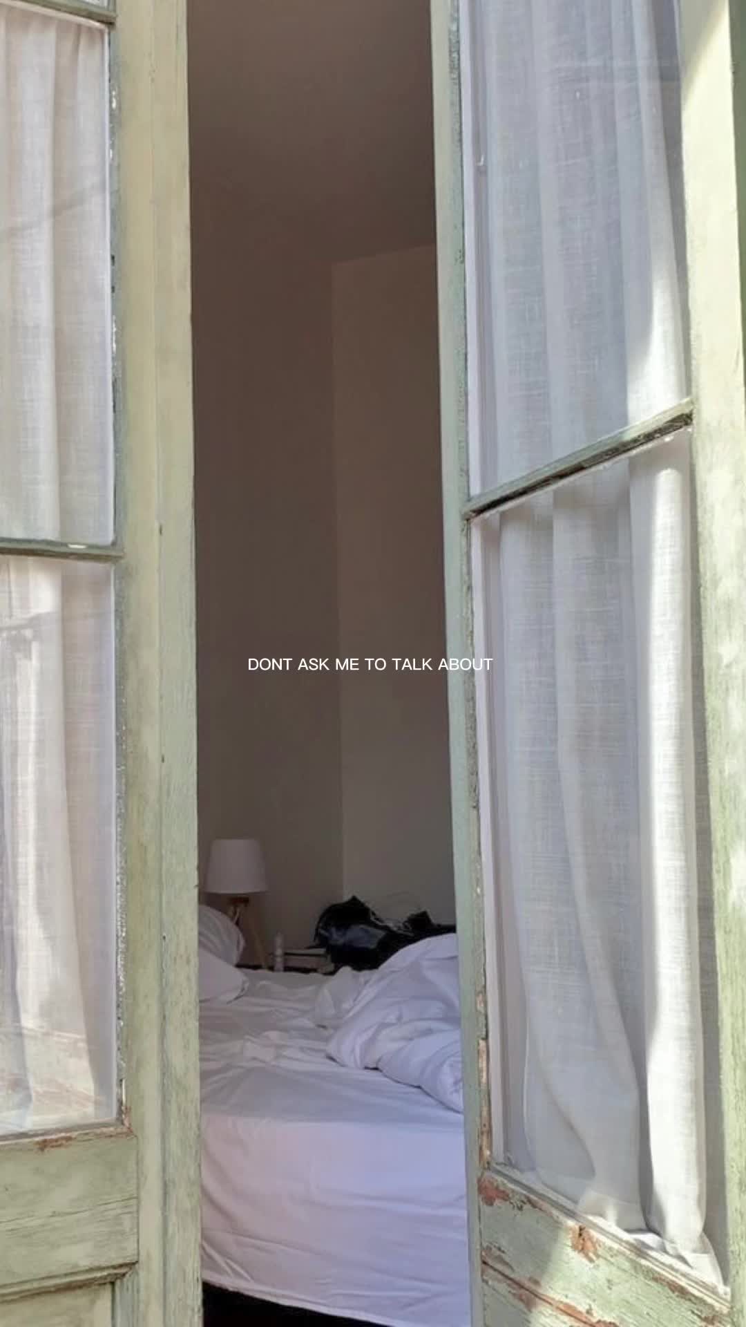 @em ★