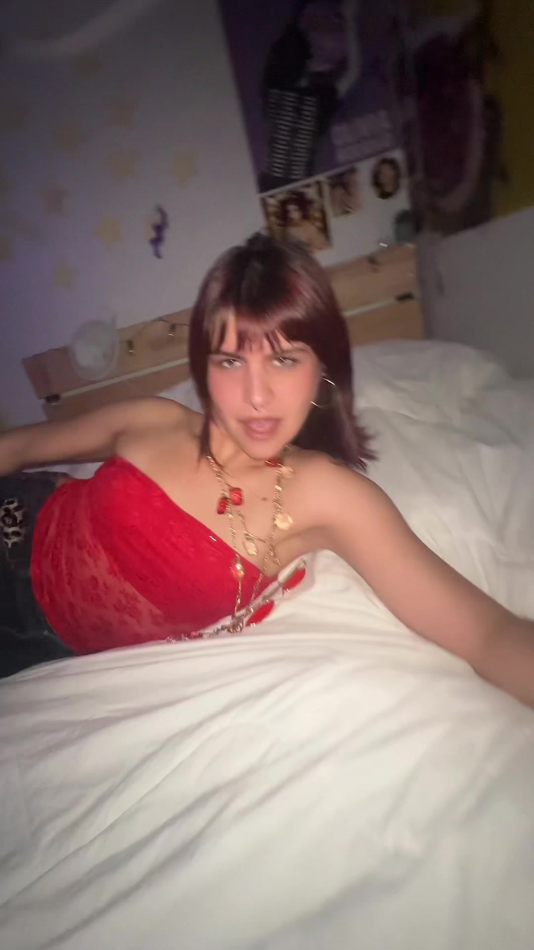 @Brujita Bonita