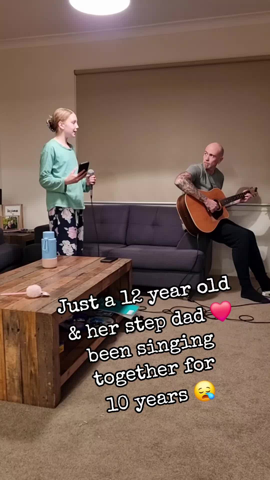 @stephieleesmith
