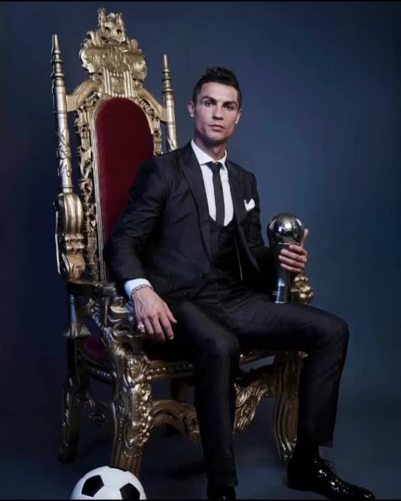 @CR7