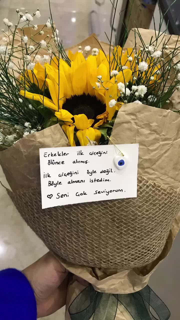 @senem_sngr