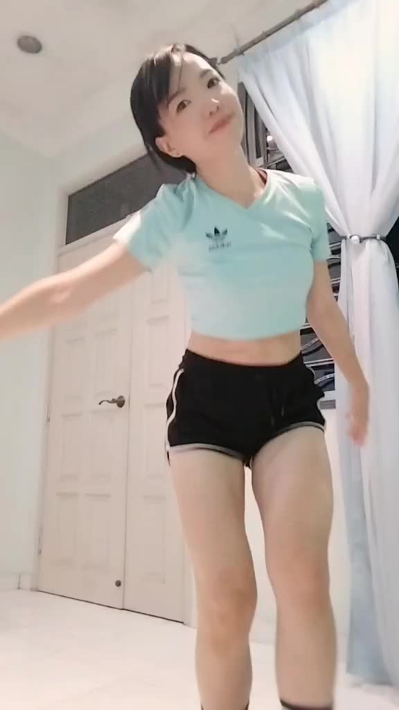 @GanVickyXinfang