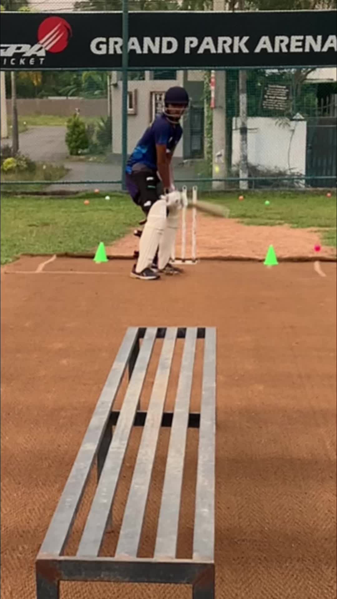 @vajira.throwdowns