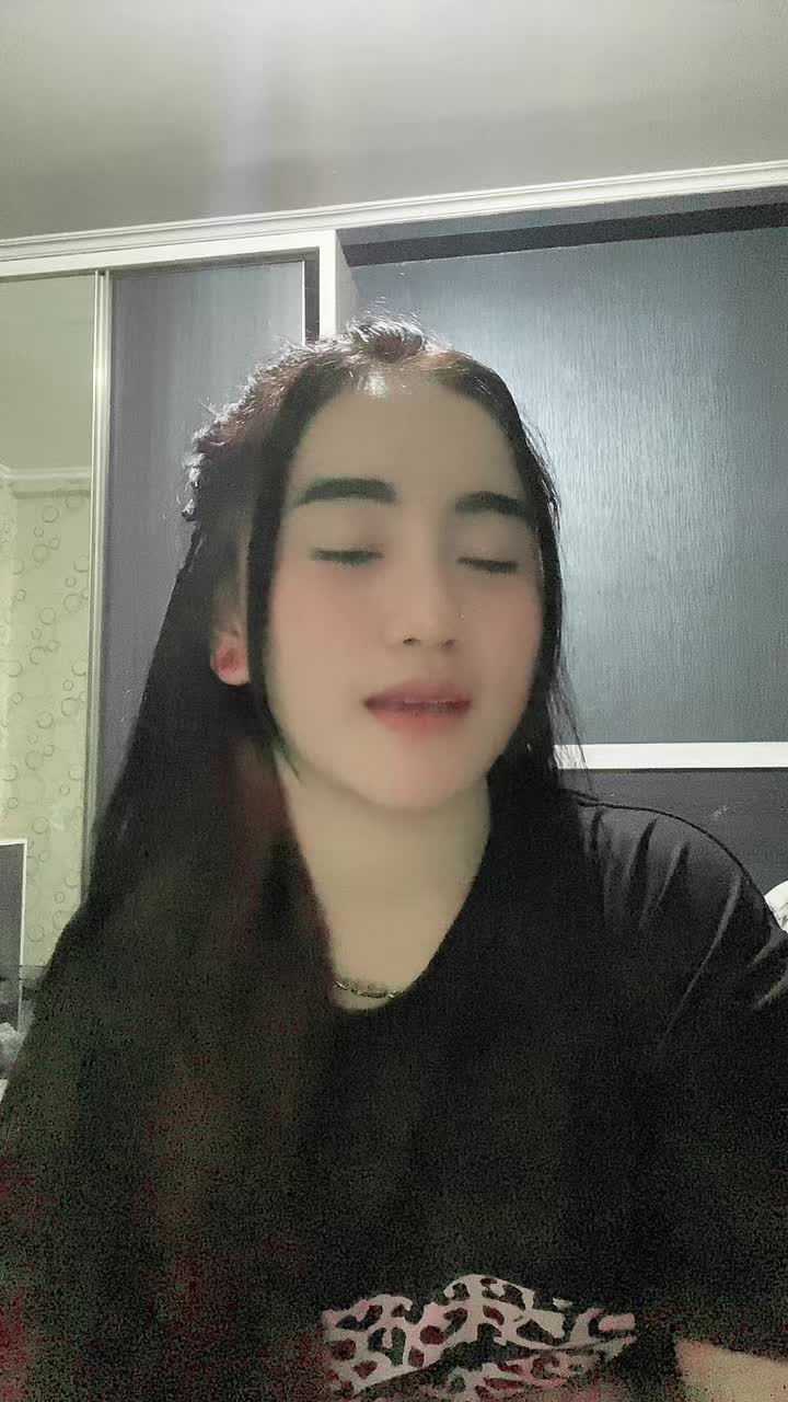 @Liviasessil🕊️