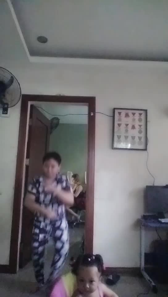 @kierssen_
