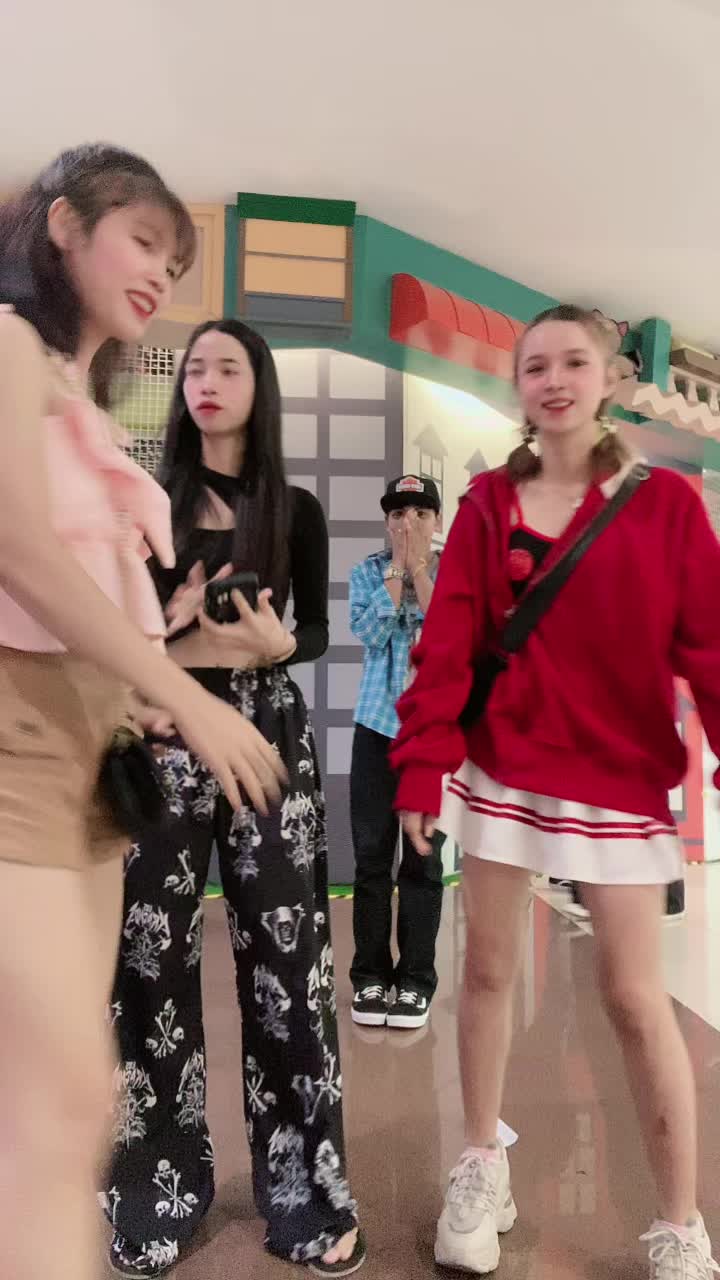 @Fb: Juu Naa๐ซถ๐๐