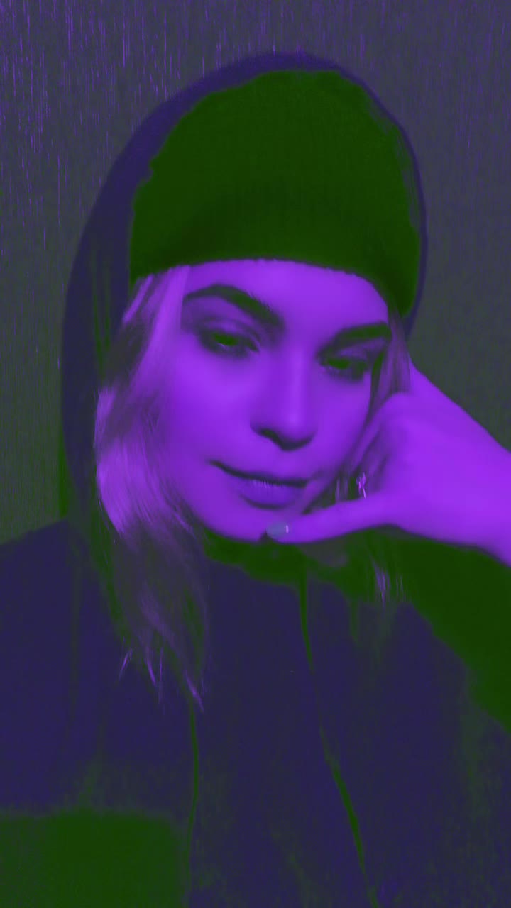 @1bitchlair