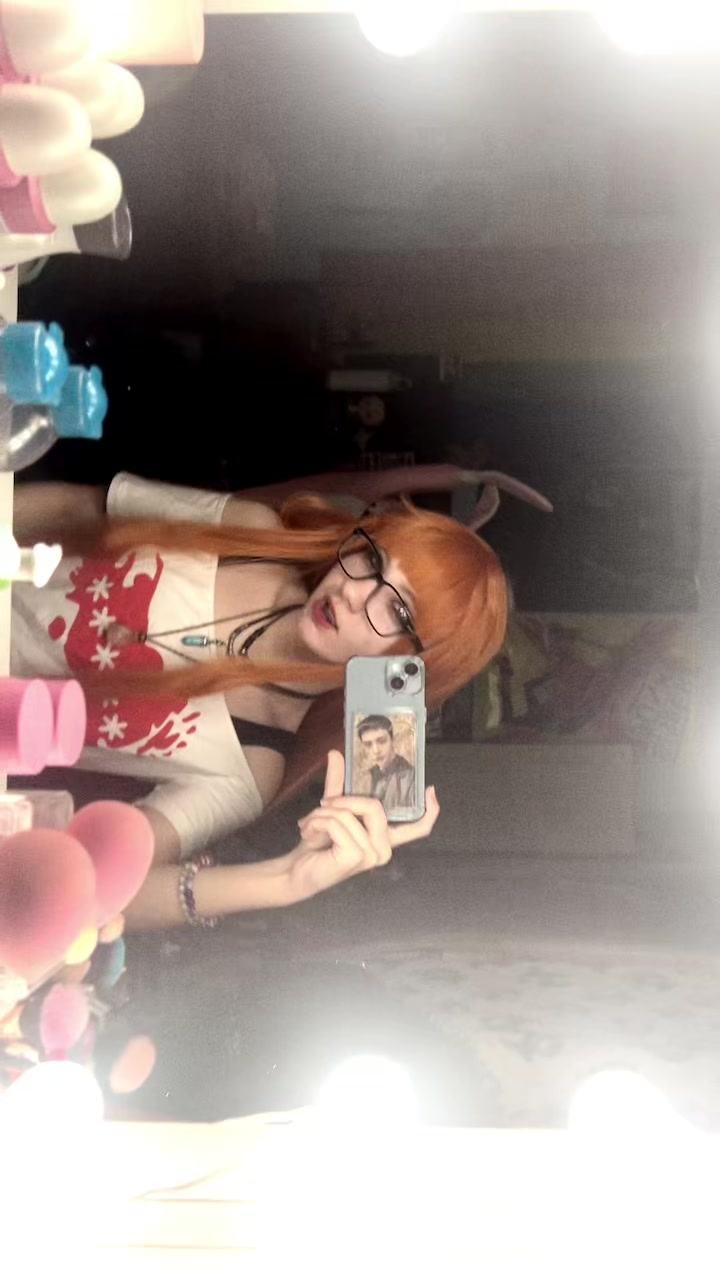 @☾˙❀ *Lydia*☾˙❀