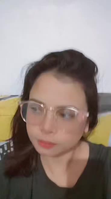 @v7gifyxyxyc