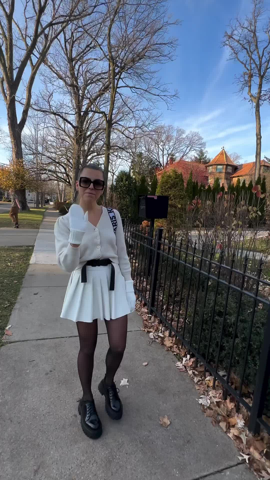 @sarauskaite