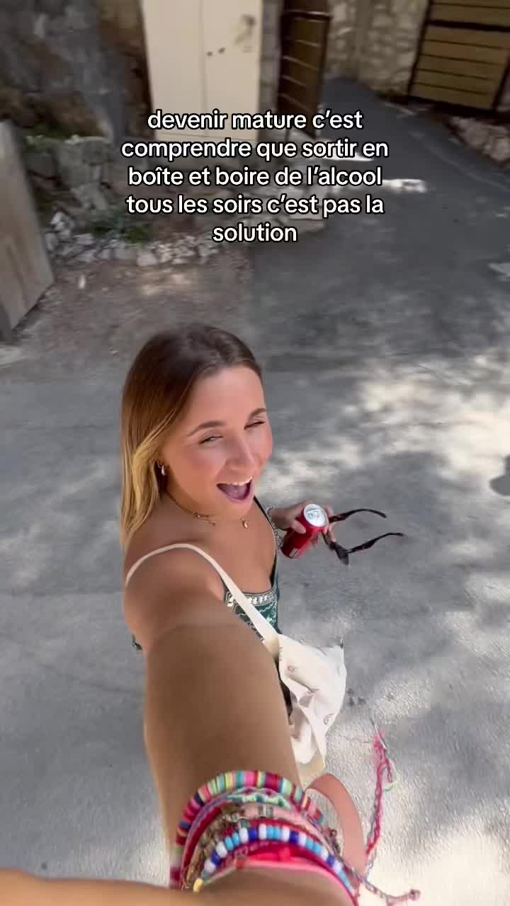@mariedernesch