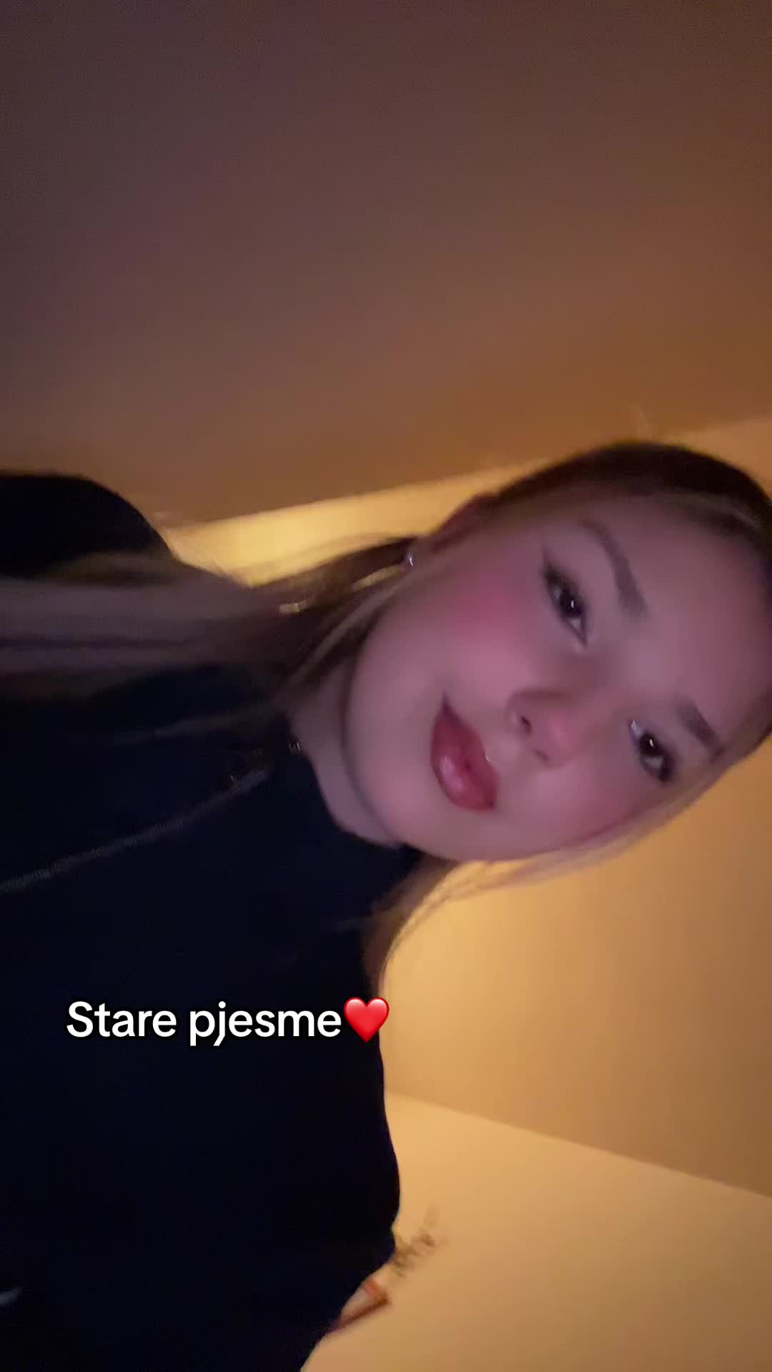 @Ruža