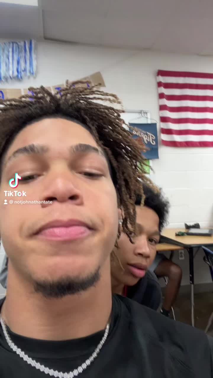@jbeezyy