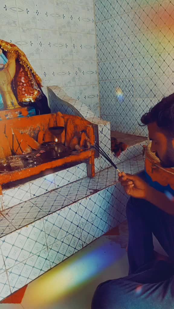 @Nik_Gadhavi