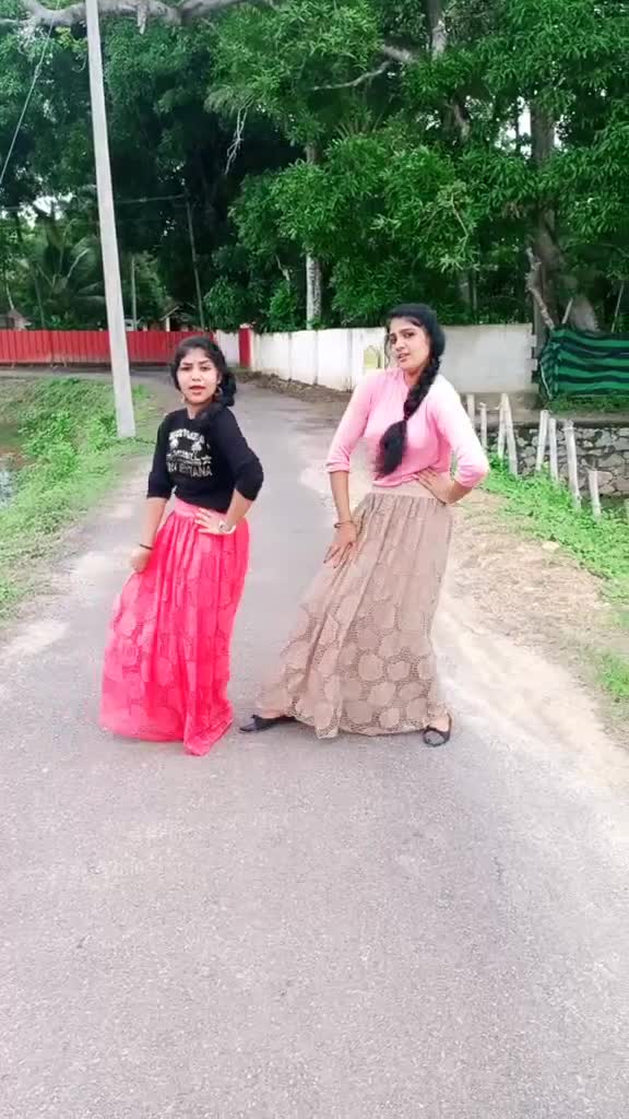 @🖤Malavika🖤