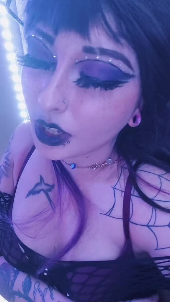 @Kitten 🐈💓🌺