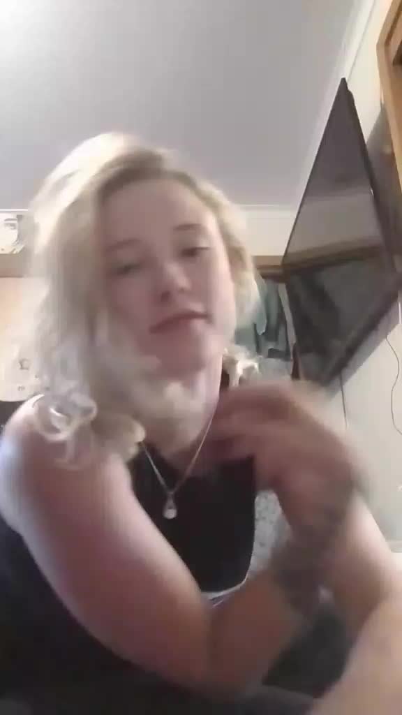 @Kristylovesbambam Co