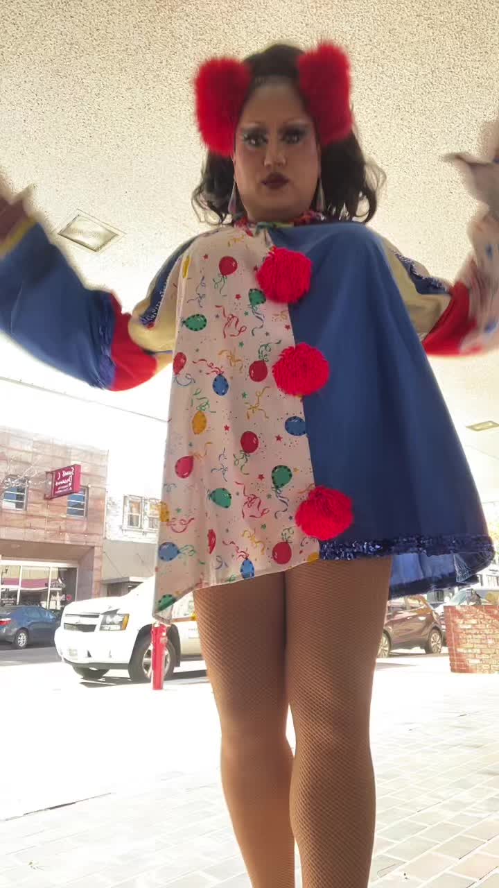 @Tia Pet