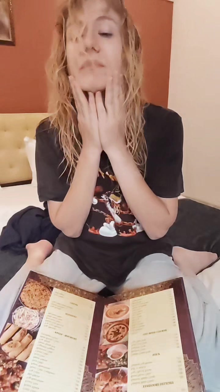@ᑕᗩᖇᒪYYY☾𖤓