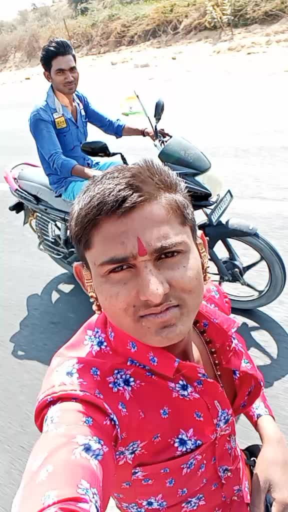 @7046273674