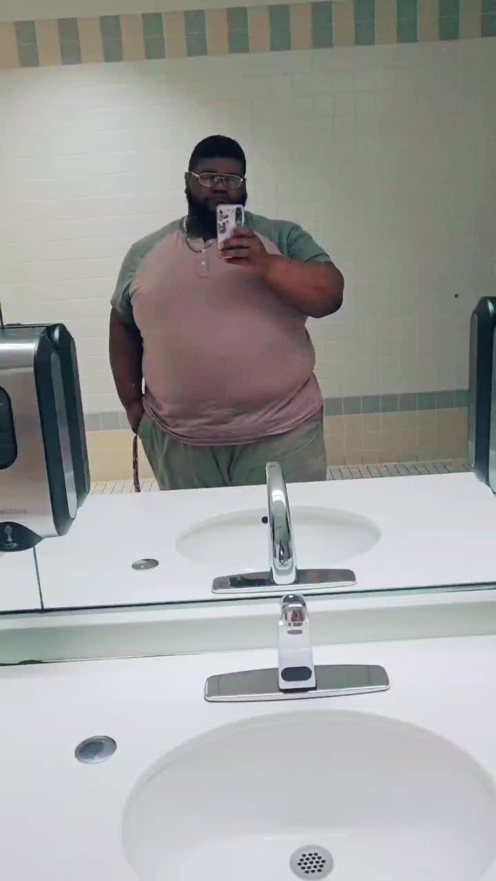 @Kdeezythepanda