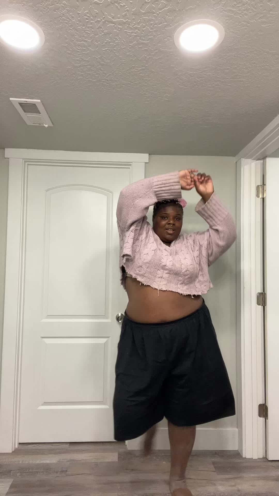@theoneandonlyliz17