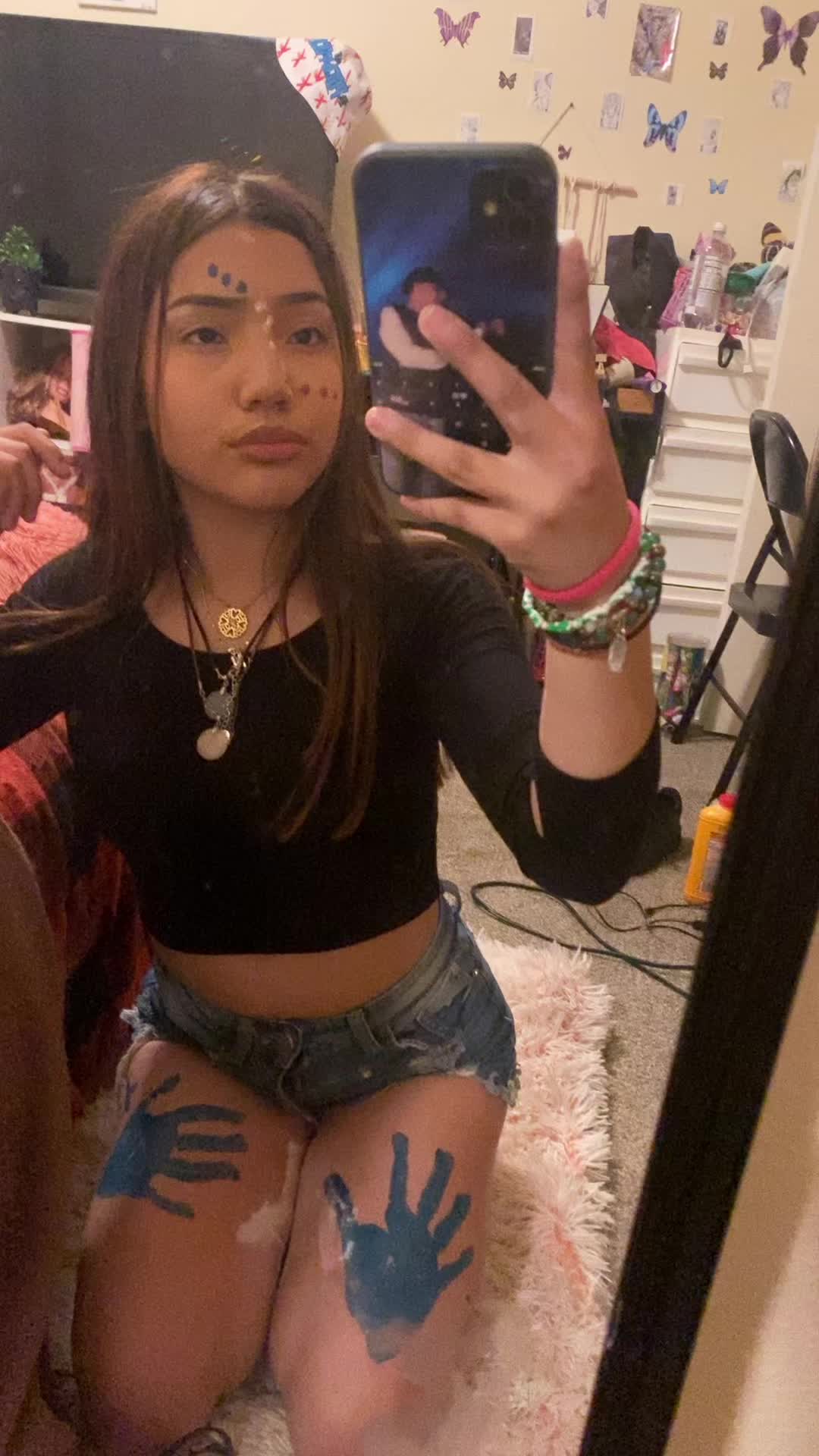 @Nahomi285