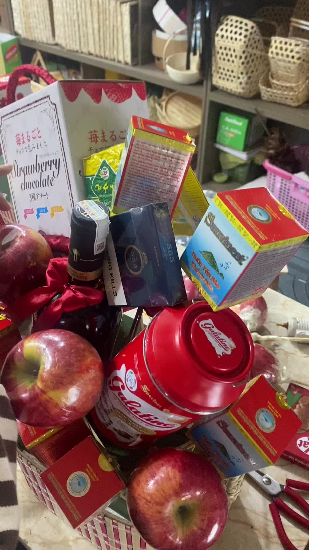 @Hiền b&ocirc;ng dạy l&agrave;m giỏ qu&agrave;