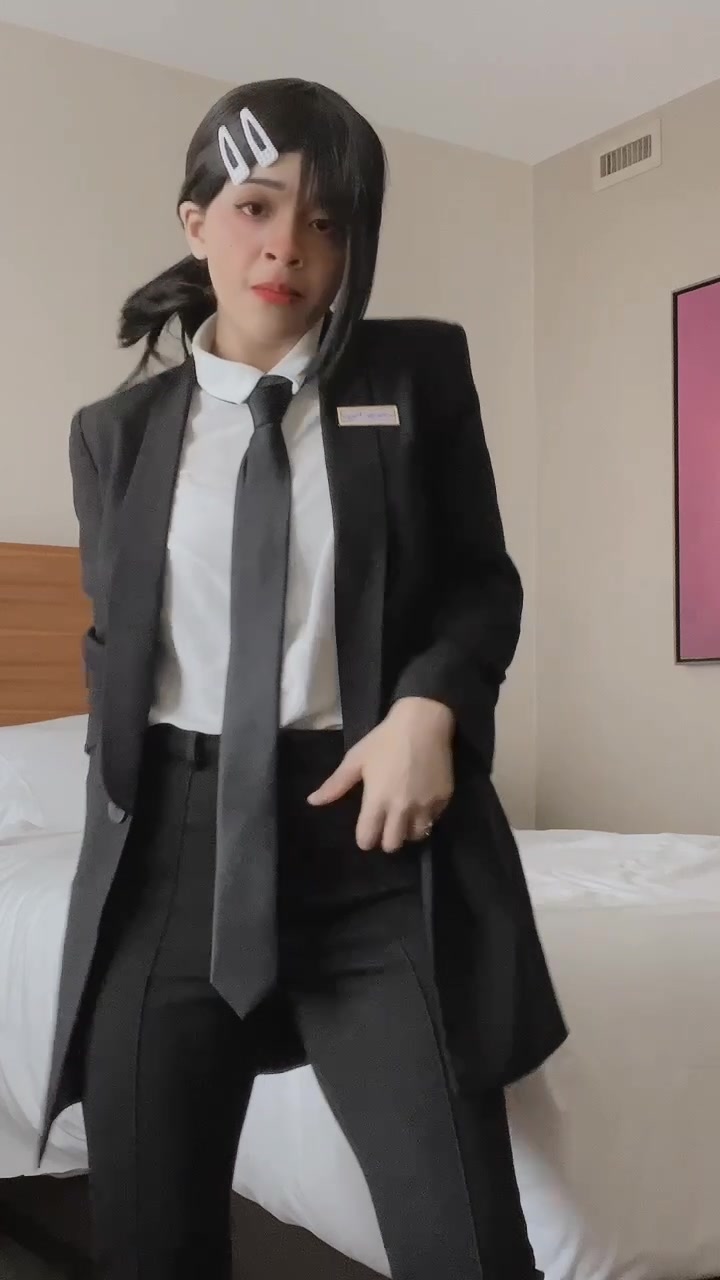 @𝐛𝐨𝐦𝐢