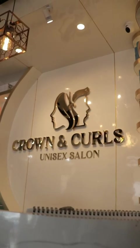 @Crown & Curls Unisex Salon