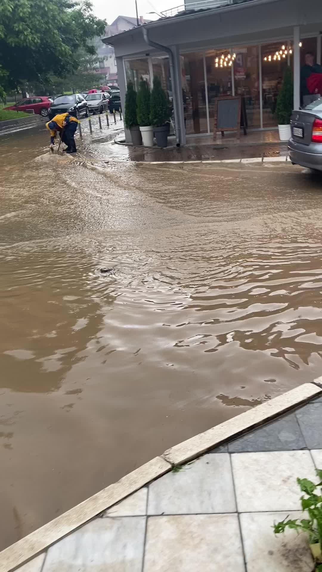 @kaća