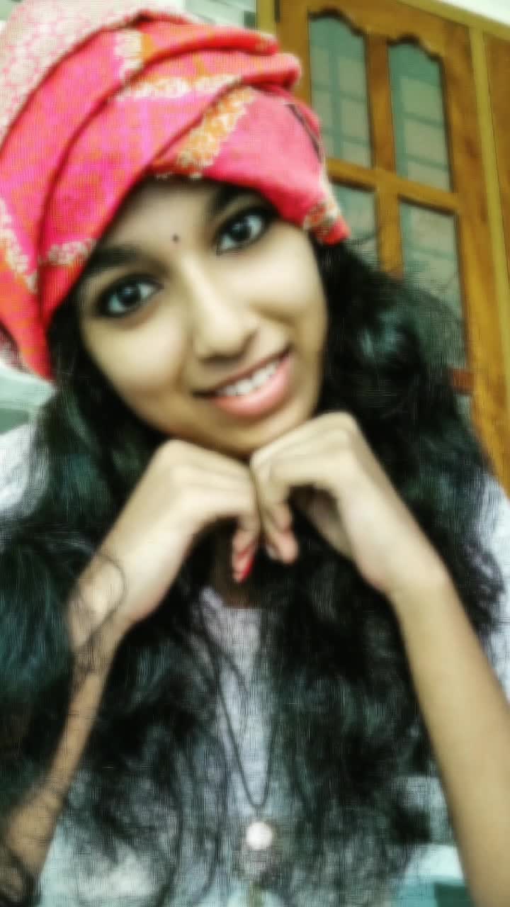 @👑Sneha Gopakumar👑