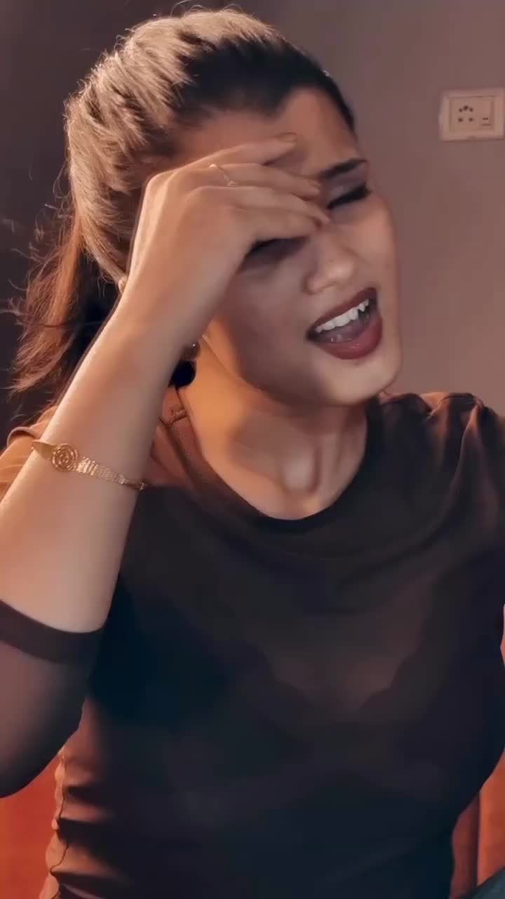 @𝐀𝐊𝐒𝐇𝐈𝐓𝐀__𝐃𝐖𝐈𝐕𝐄𝐃𝐈