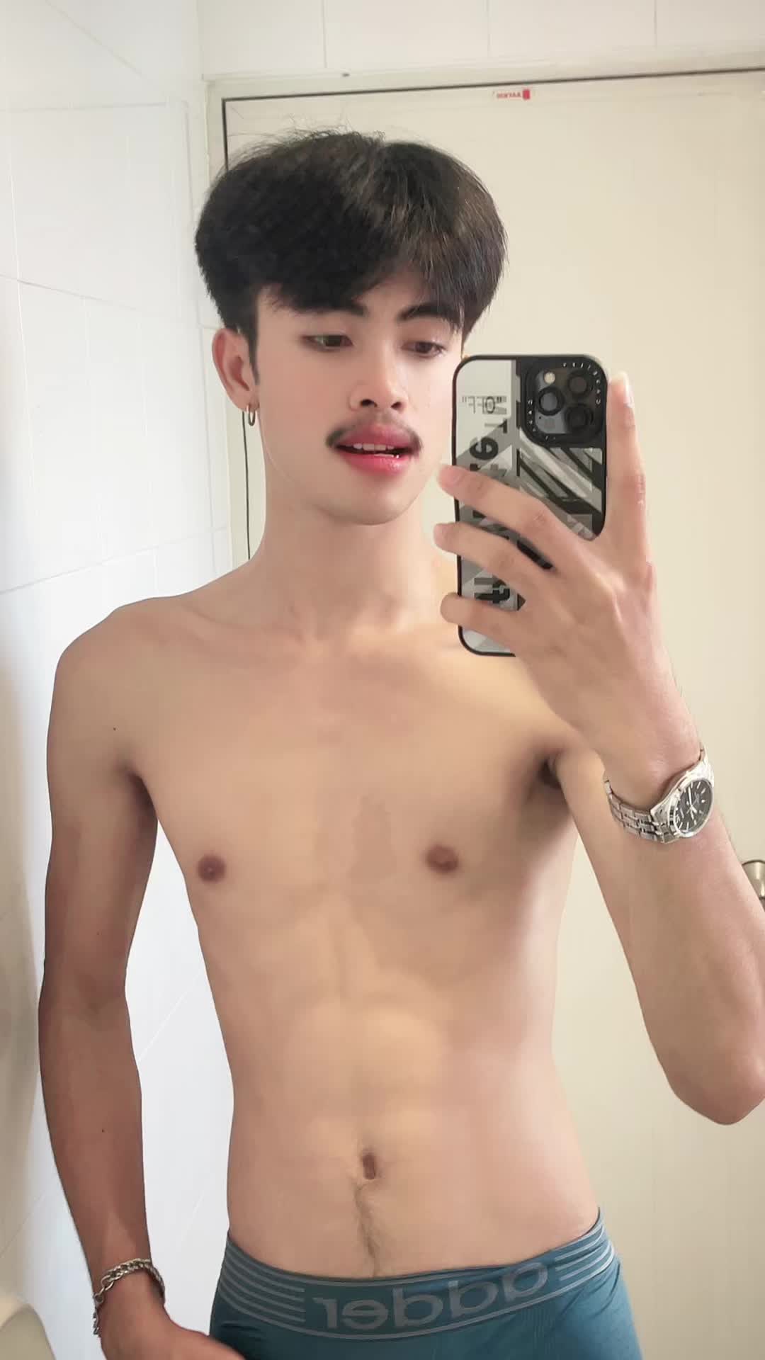 @𝐛𝐞𝐥𝐥_𝟐𝟎𝟎𝟑