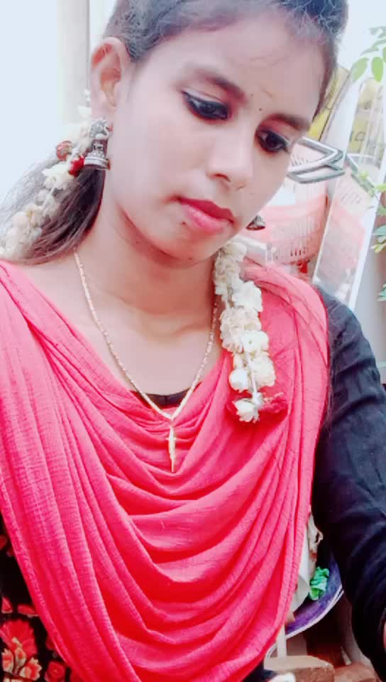 @singel ponnu soni😎