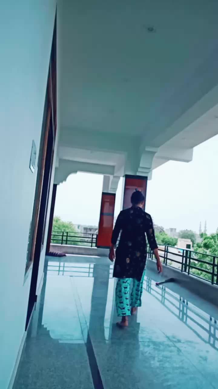 @शिवानी