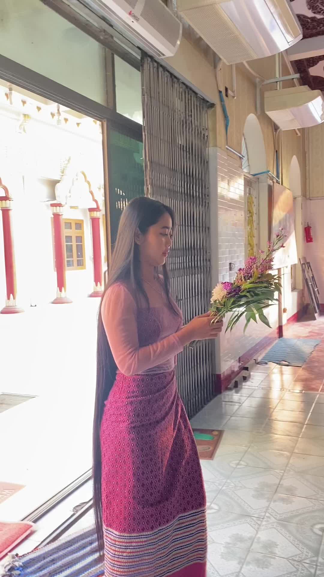 @Ei Tharaphi Htun