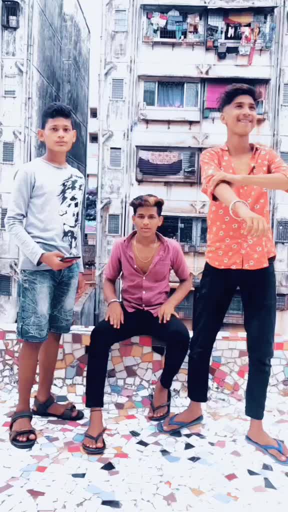 @▶️......R__N.....◀️