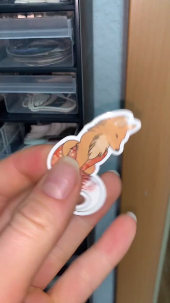 @AkisuDesign