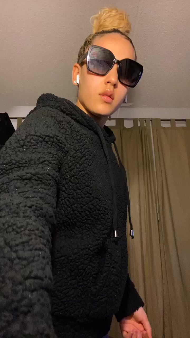 @_.angiexoxo